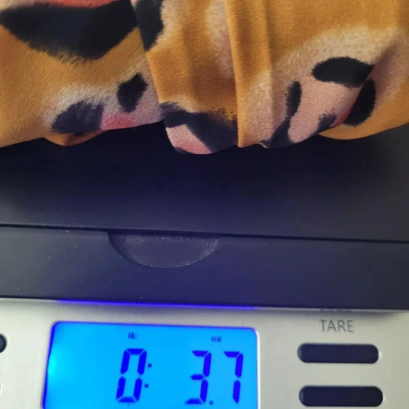 Cabi Women's Prowl Sunset Leopard V-neck Sleeveless Blouse Size XS Orange 3792 - Picture 7 of 7